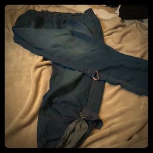 Calvin Klein Jeans size 10 cropped pants